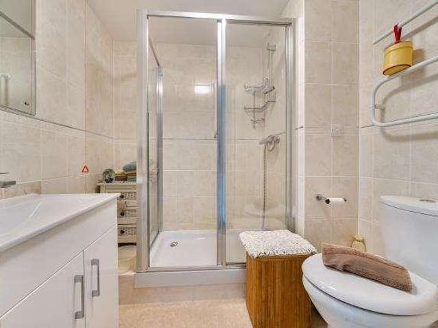 1 bed flat for sale
