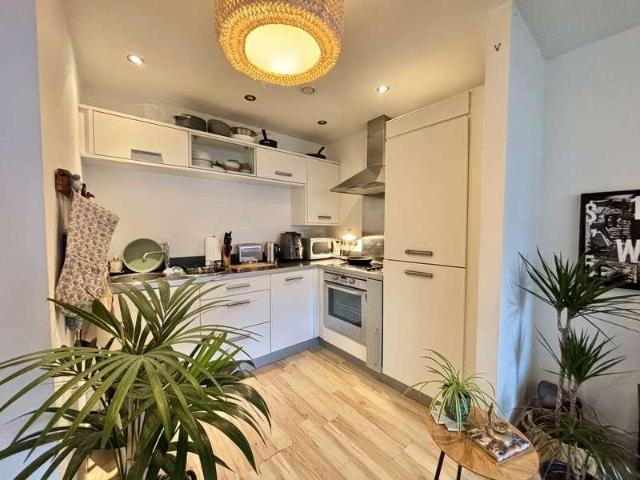 1 bed flat for sale