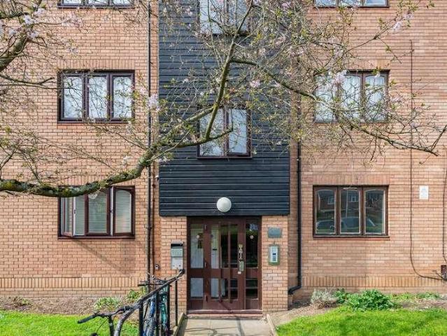 1 bed flat for sale