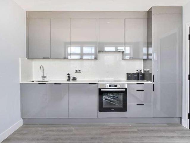 1 bed flat for sale