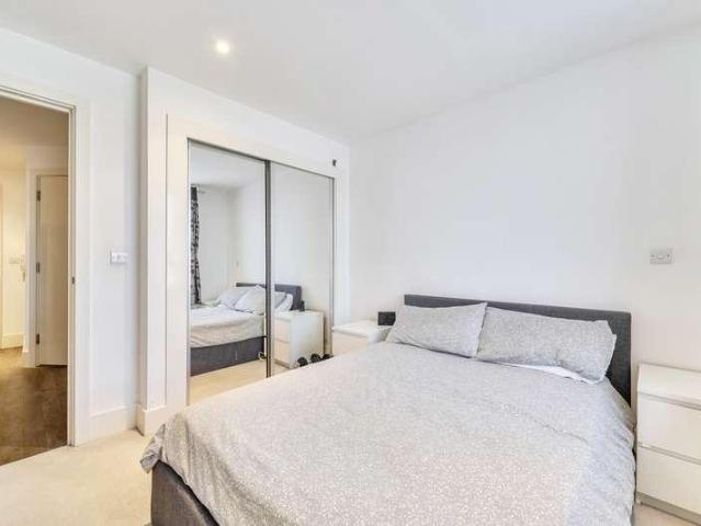 1 bed flat for sale