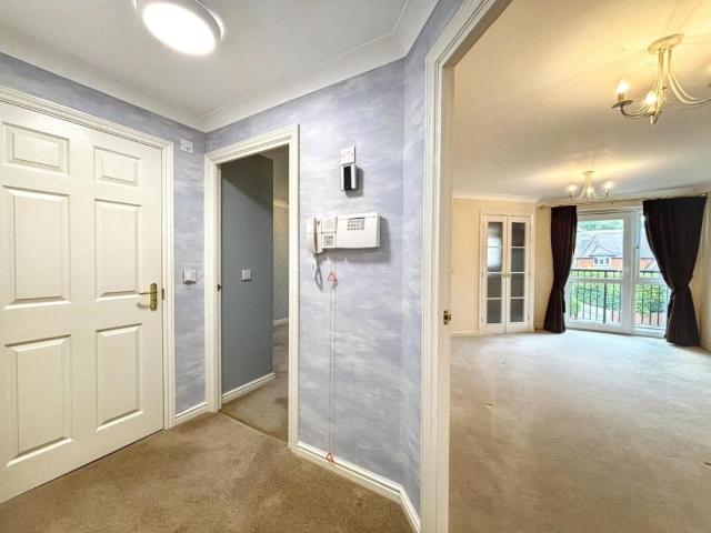 1 bed flat for sale