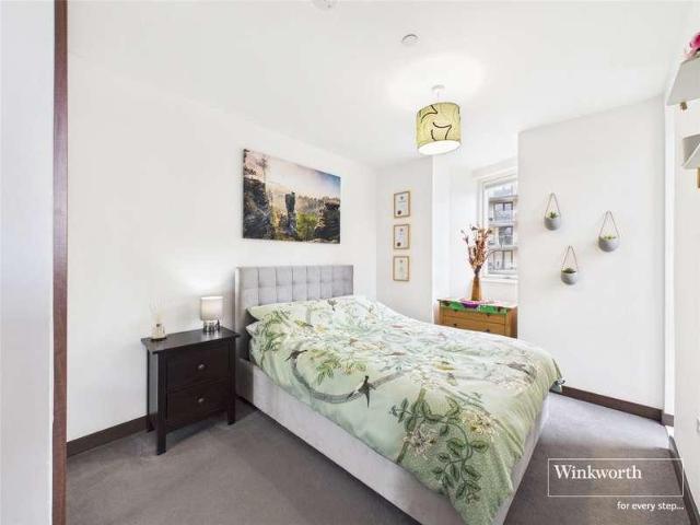 1 bed flat for sale