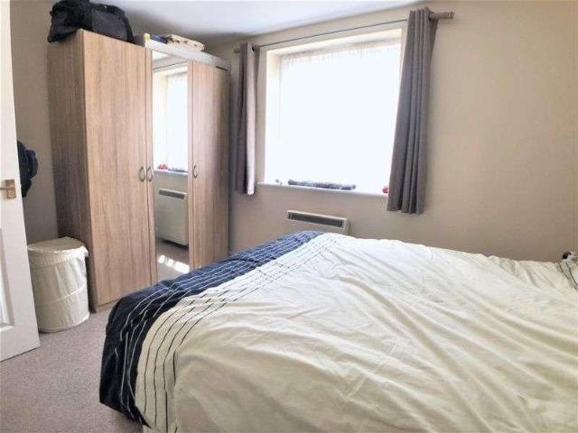1 bed flat for sale