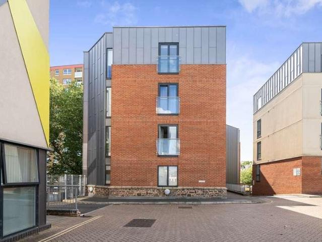 1 bed flat for sale