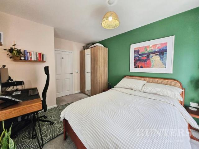 1 bed flat for sale