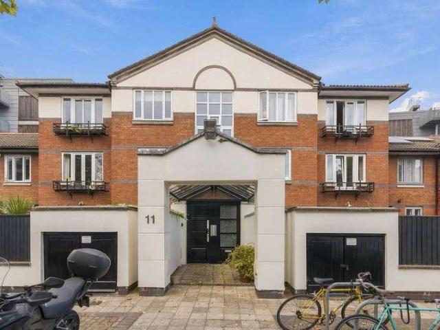 1 bed flat for sale