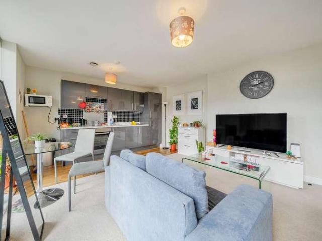 1 bed flat for sale