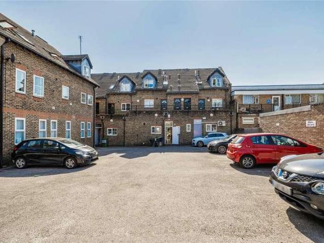 1 bed flat for sale