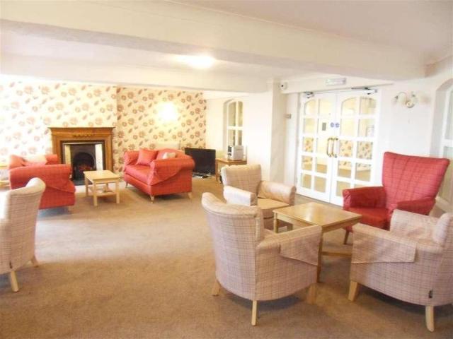 1 bed flat for sale