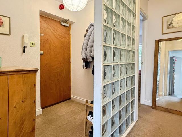 1 bed flat for sale