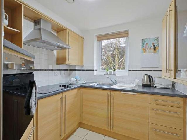 1 bed flat for sale