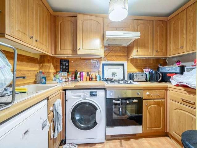 1 bed flat for sale