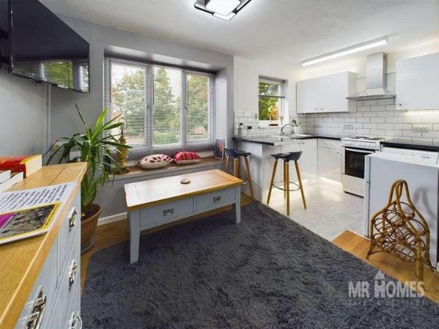 1 bed flat for sale
