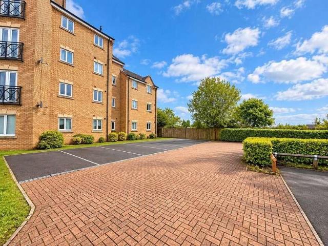 1 bed flat for sale