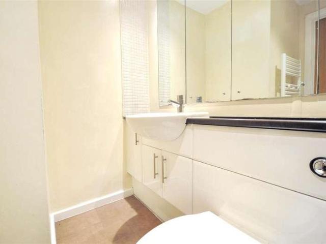 1 bed flat for sale