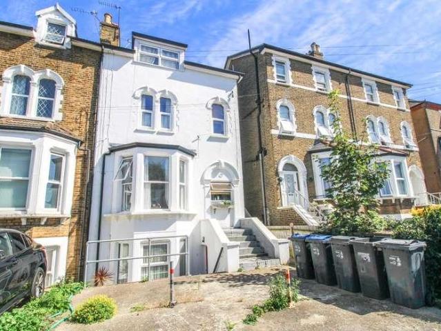 1 bed flat for sale