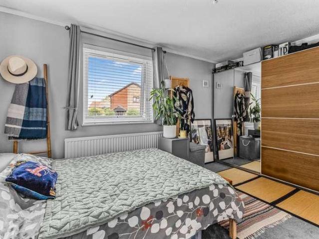 1 bed flat for sale