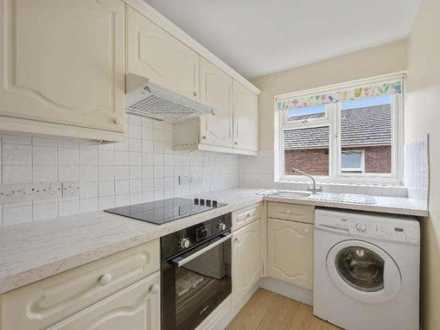 1 bed flat for sale