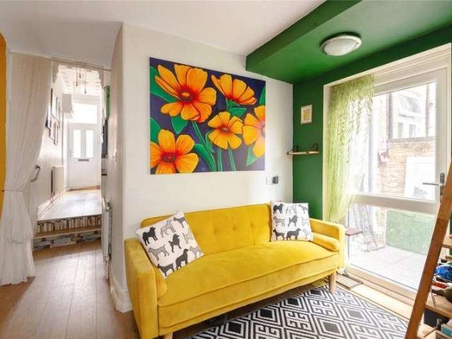 1 bed flat for sale