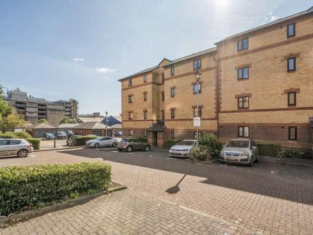 1 bed flat for sale
