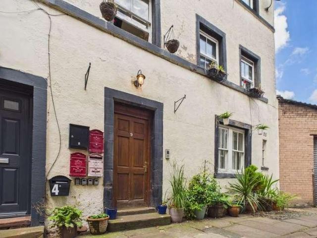1 bed flat for sale