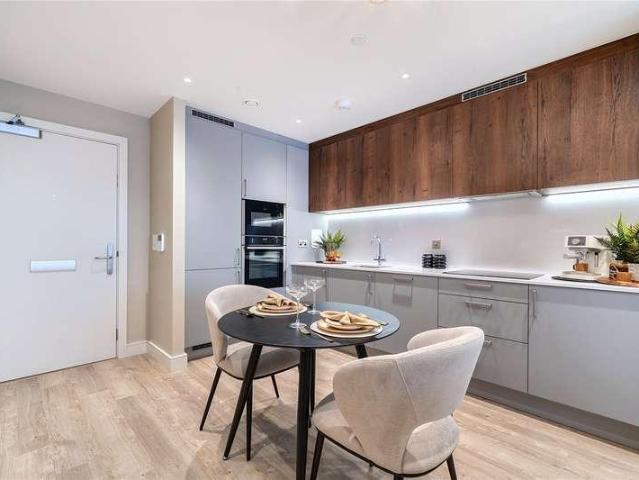 1 bed flat for sale
