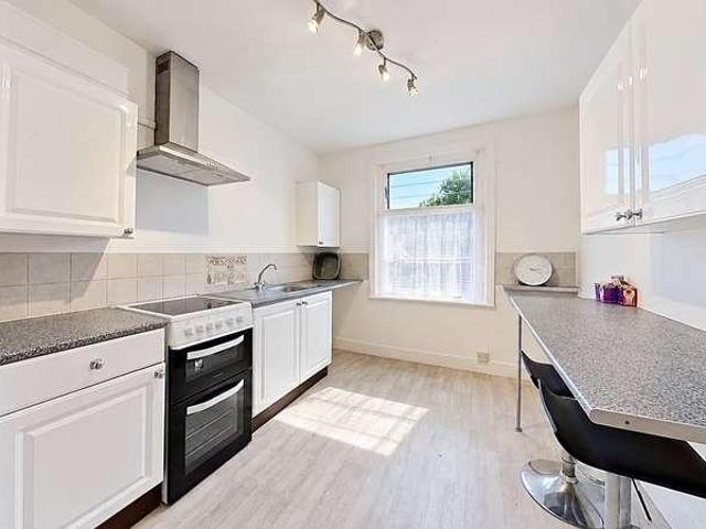 1 bed flat for sale