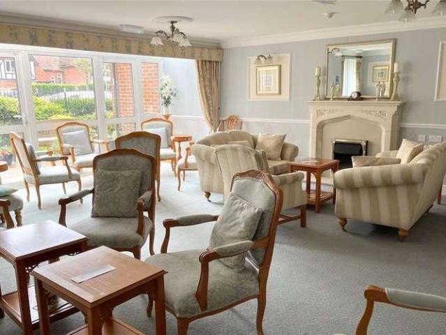 1 bed flat for sale