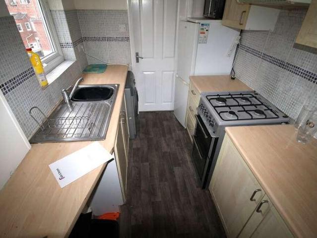 1 bed flat for sale
