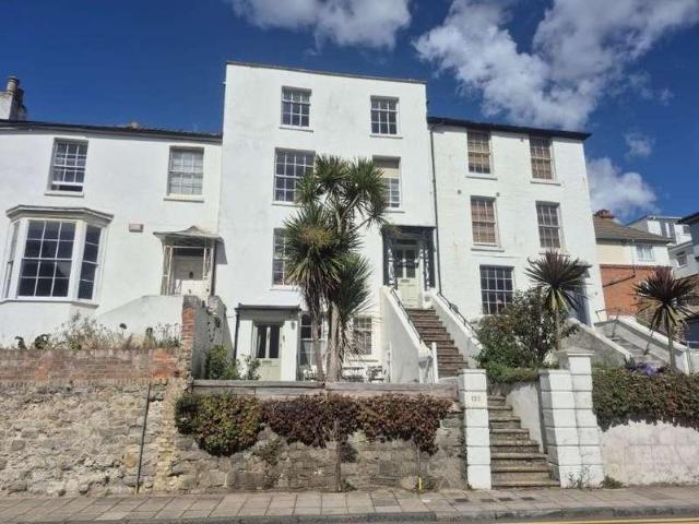 1 bed flat for sale