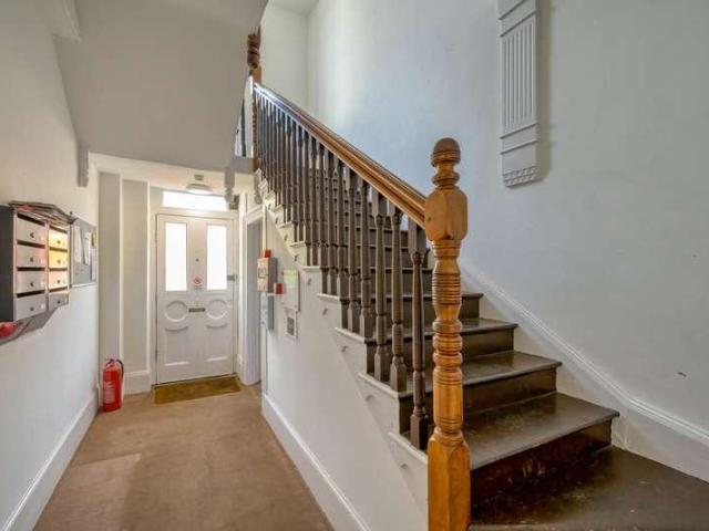1 bed flat for sale