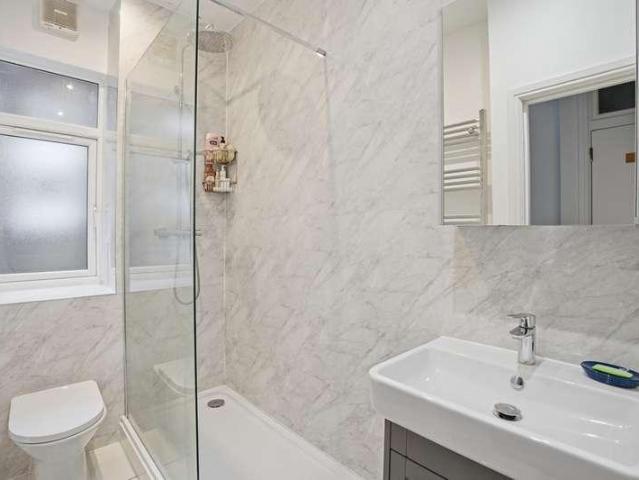 1 bed flat for sale