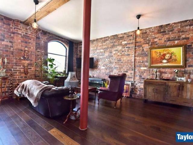 1 bed flat for sale