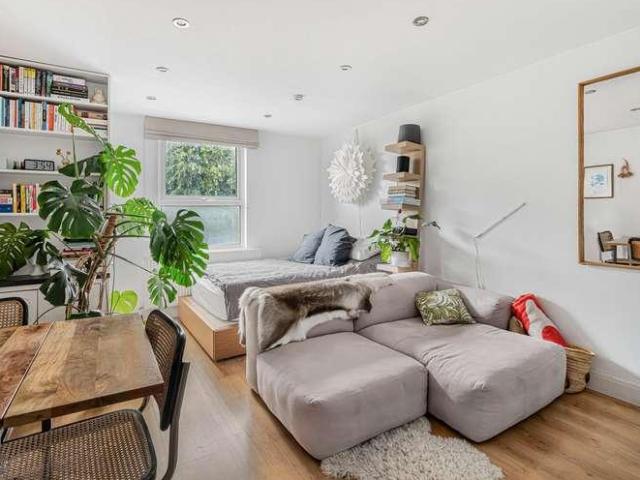 1 bed flat for sale