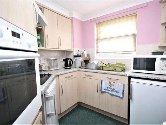 1 bed flat for sale