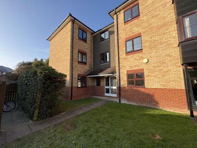 1 bed flat for sale