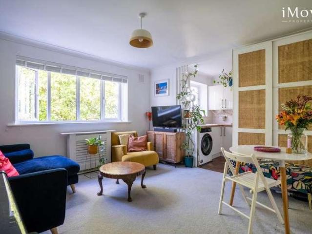 1 bed flat for sale