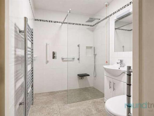 1 bed flat for sale
