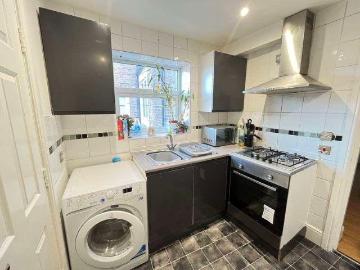 1 bed flat for sale