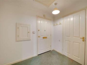1 bed flat for sale