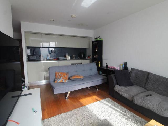 1 bed flat for sale