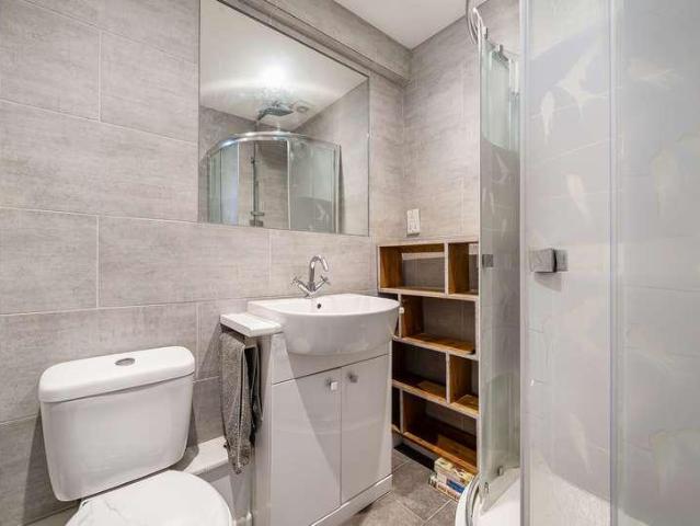 1 bed flat for sale