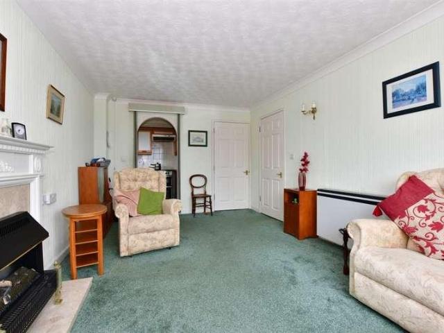 1 bed flat for sale
