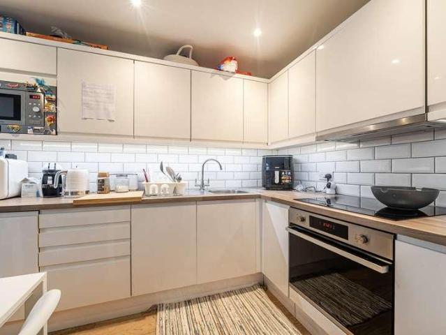 1 bed flat for sale