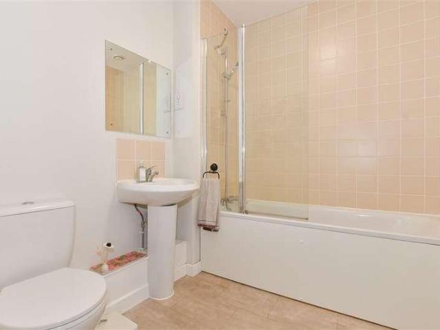 1 bed flat for sale