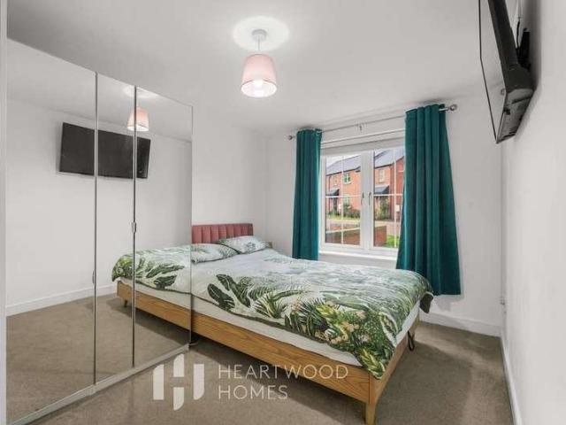 1 bed flat for sale