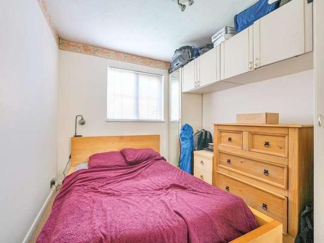 1 bed flat for sale