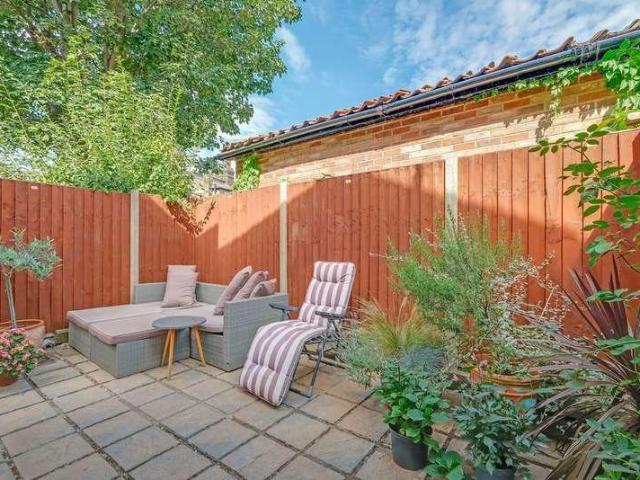 1 bed flat for sale