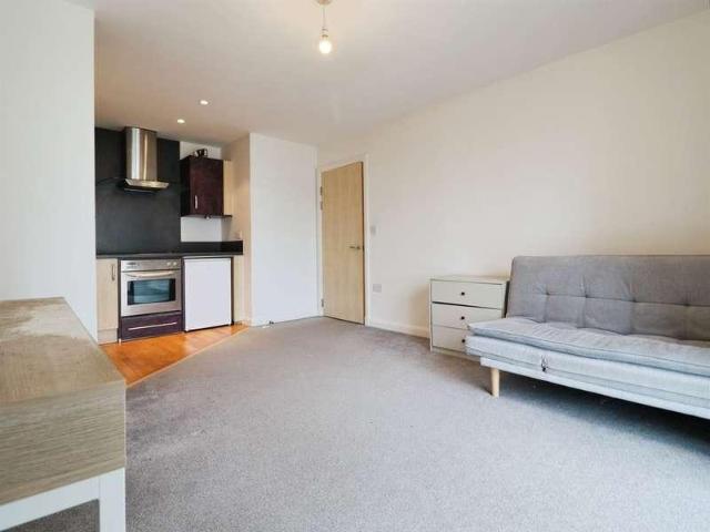 1 bed flat for sale